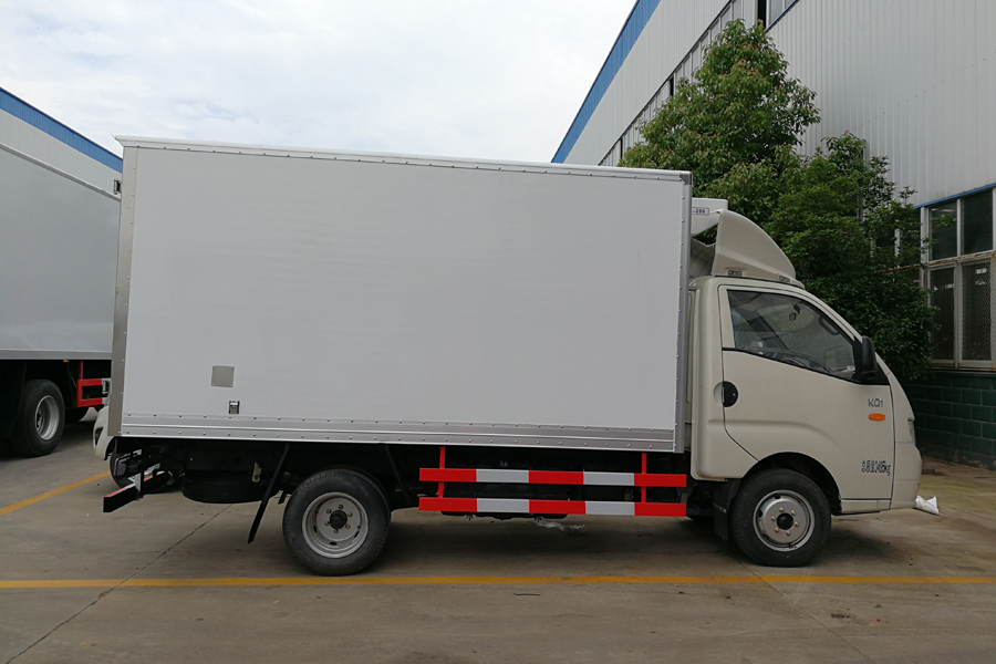福田康瑞KQ1冷藏车3.5米（汽油）图片3
